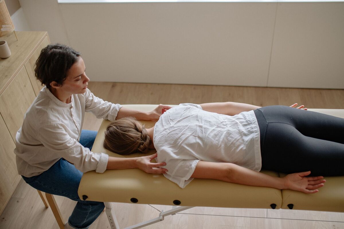 Chiropractic wellness treatment session